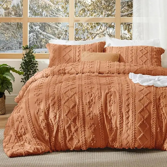 Boho Quilted Bedding Set – 3 Piece Lightweight Coverlet with Matching Pillow Shams