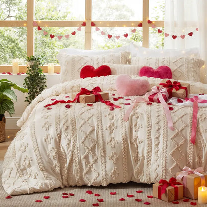 Boho Quilted Bedding Set – 3 Piece Lightweight Coverlet with Matching Pillow Shams