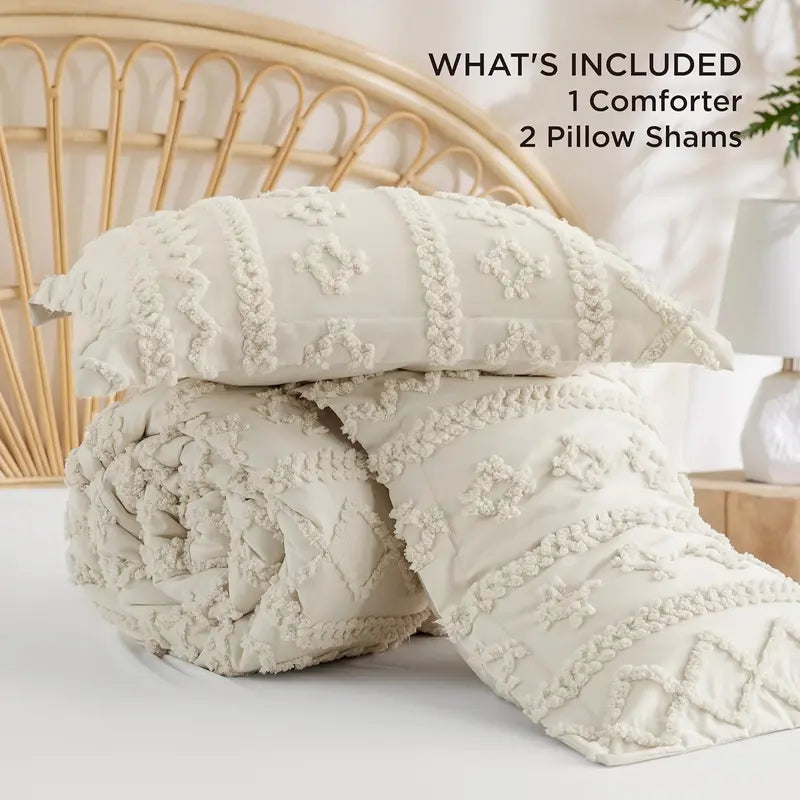 Boho Quilted Bedding Set – 3 Piece Lightweight Coverlet with Matching Pillow Shams