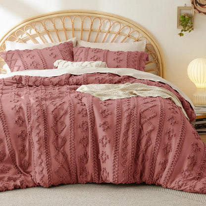 Boho Quilted Bedding Set – 3 Piece Lightweight Coverlet with Matching Pillow Shams